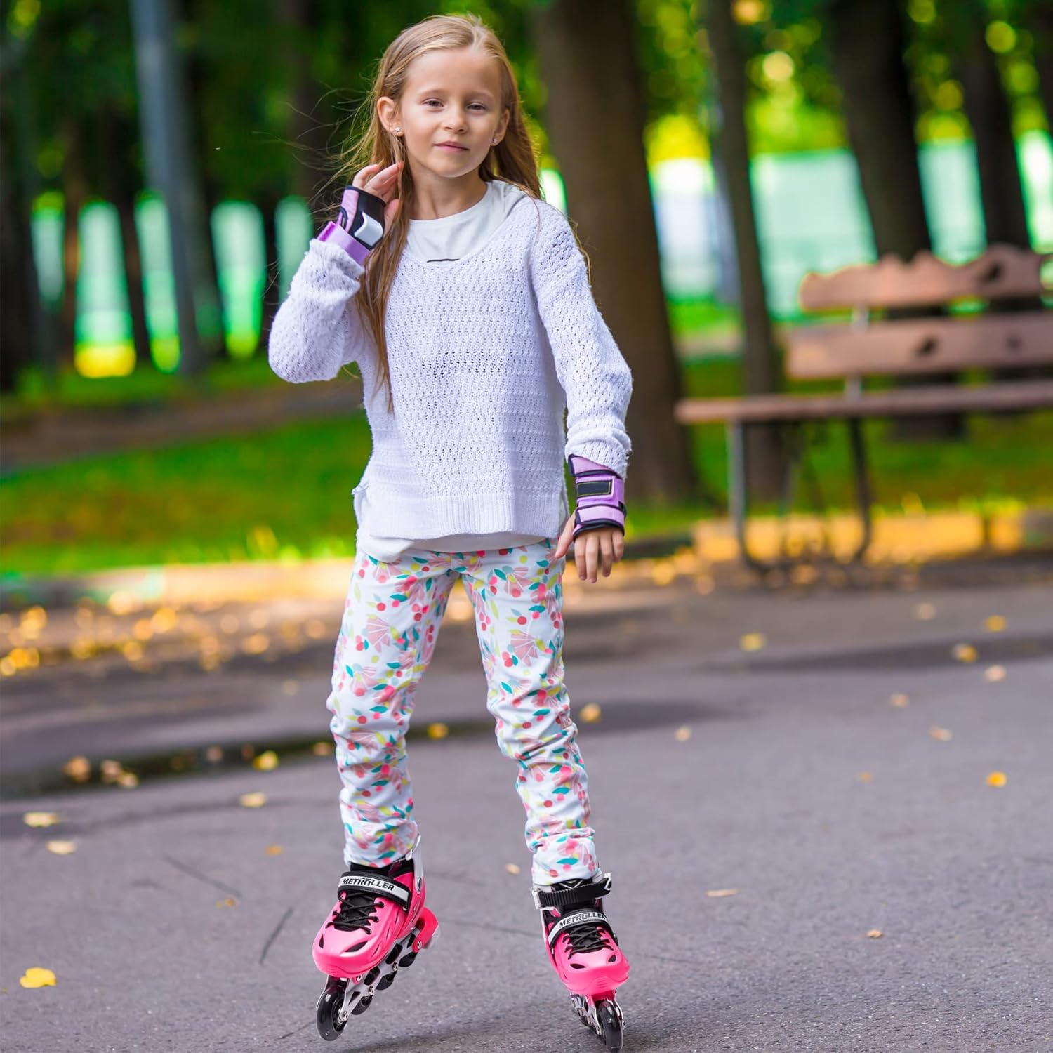 Thumbnail 1 de METROLLER Inline Skates for Kids & Adults (4 Adjustable Sizes) with Light-Up Wheels