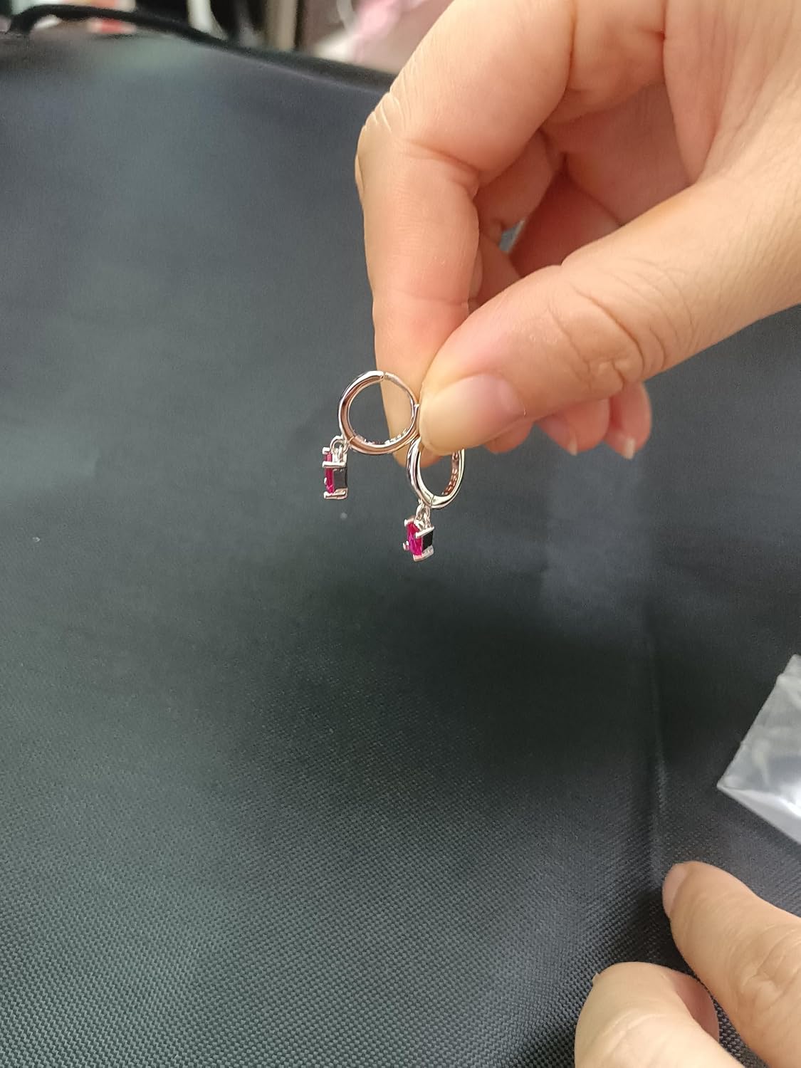 Thumbnail 6 de Orecchini a cerchio con pendenti 14K, 2 paia