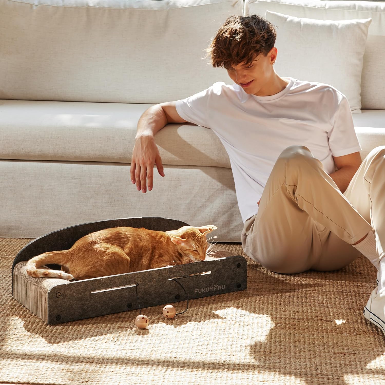 Thumbnail 4 de FUKUMARU Grattoir pour chat de 66 cm en carton recyclable – grande chaise longue, 2 griffoirs réversibles