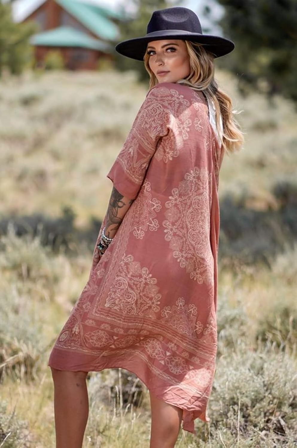 Detalle de Spicy Sandia Floral Beach Kimono Cardigan for Women — Lightweight Summer Cover Up
