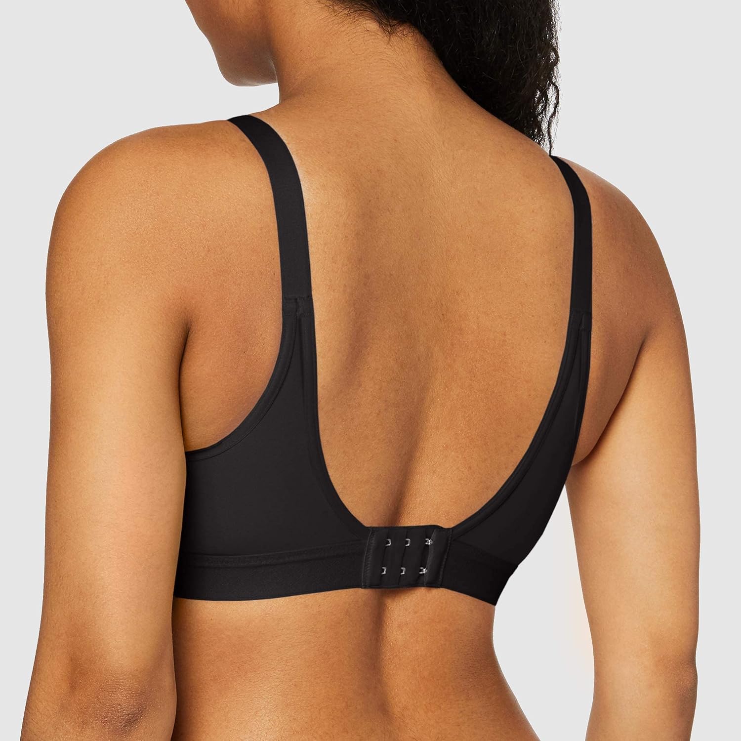 Detalle de Triumph Damen Sport-BH Triaction Wellness N/ ohne Bügel/ Gepolstert