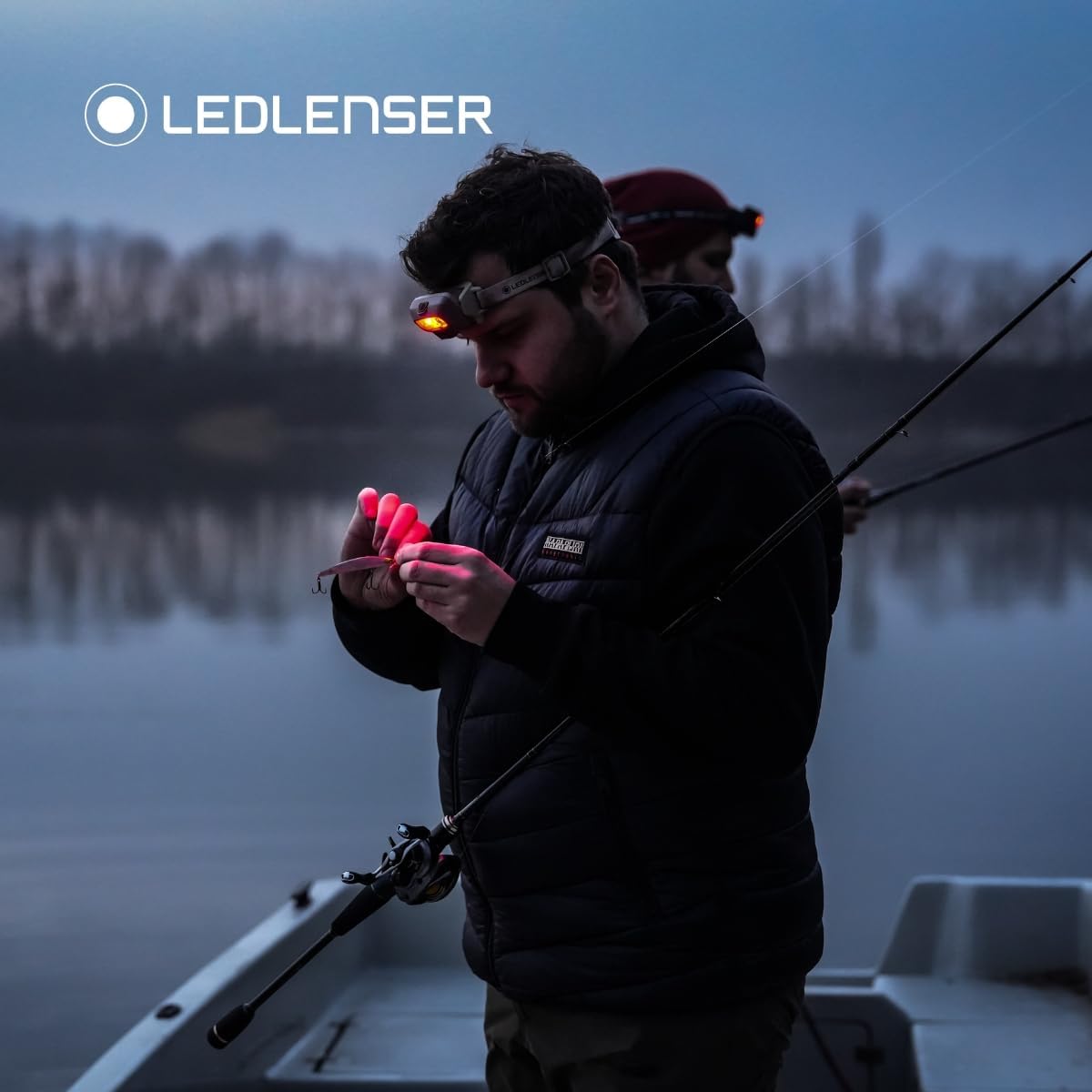 Thumbnail 4 de Ledlenser HF4R Signature Rechargeable Head Torch (600lm) with RGB light, 7 modes & USB-C