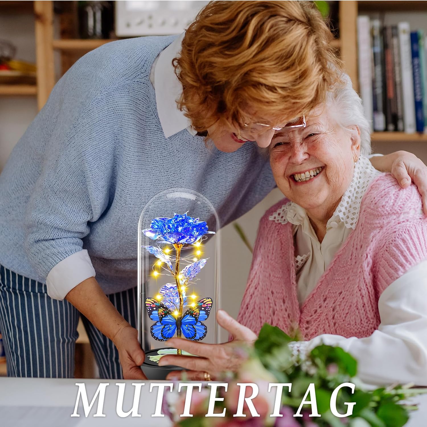 Thumbnail 4 de LED-Glasrose „Ewige Rose“ mit Schmetterling-Deko – Geschenk für Frauen (klassische blaue Rose)