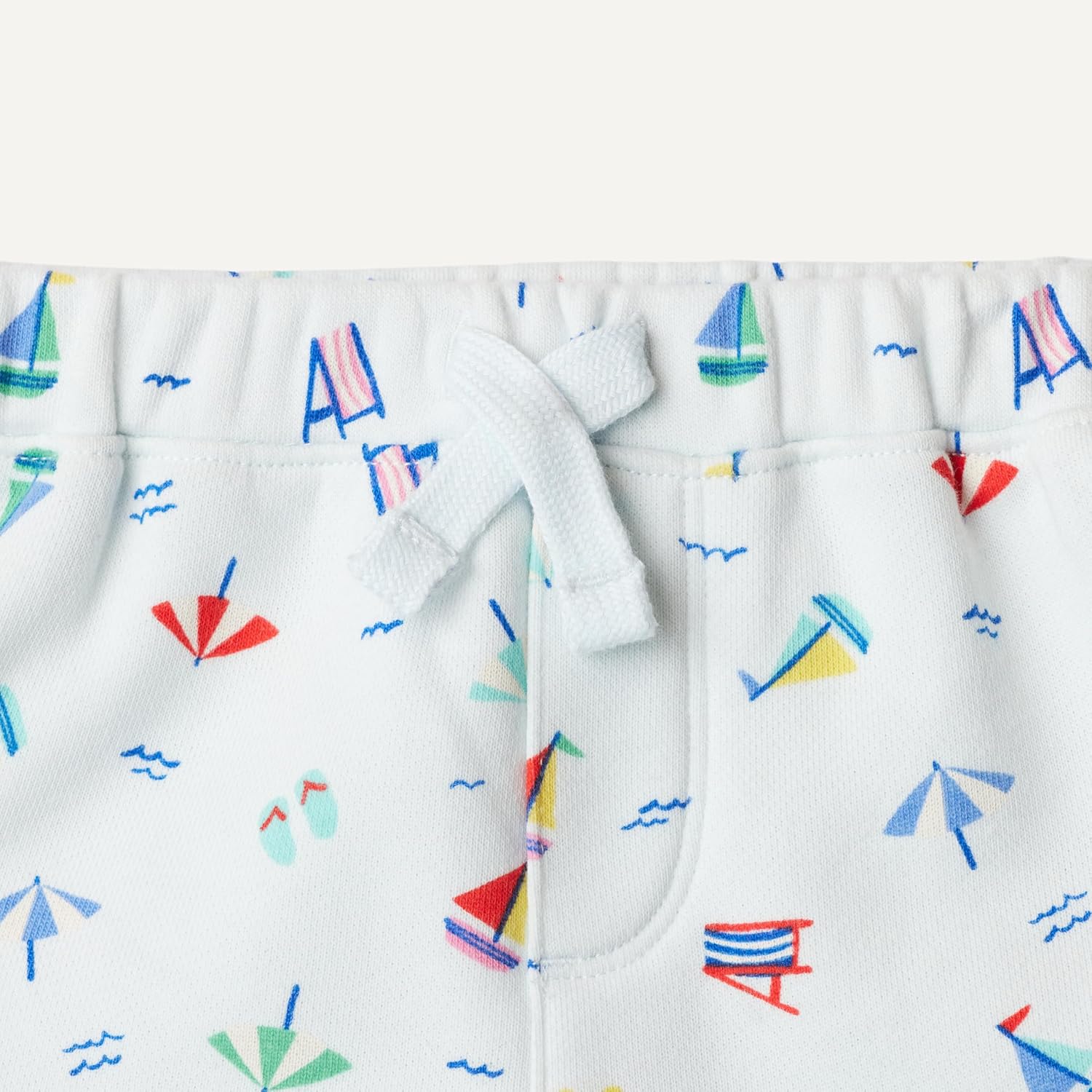 Detalle de Amazon Essentials x Sofia Grainge Toddlers and Baby Boys' Pull-On Knit Shorts (Pack of 2)