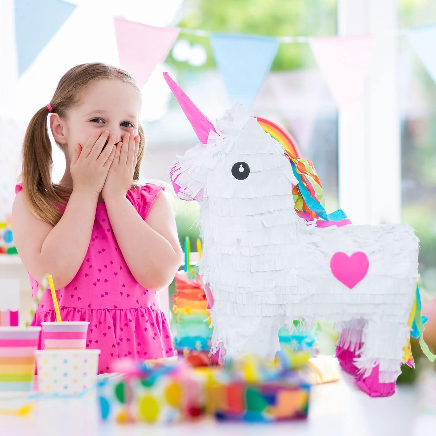 Detalle 2 de Pinata Party-Dekoration Einhorn – Befüllbar mit Süßigkeiten für Kindergeburtstag und Hochzeit