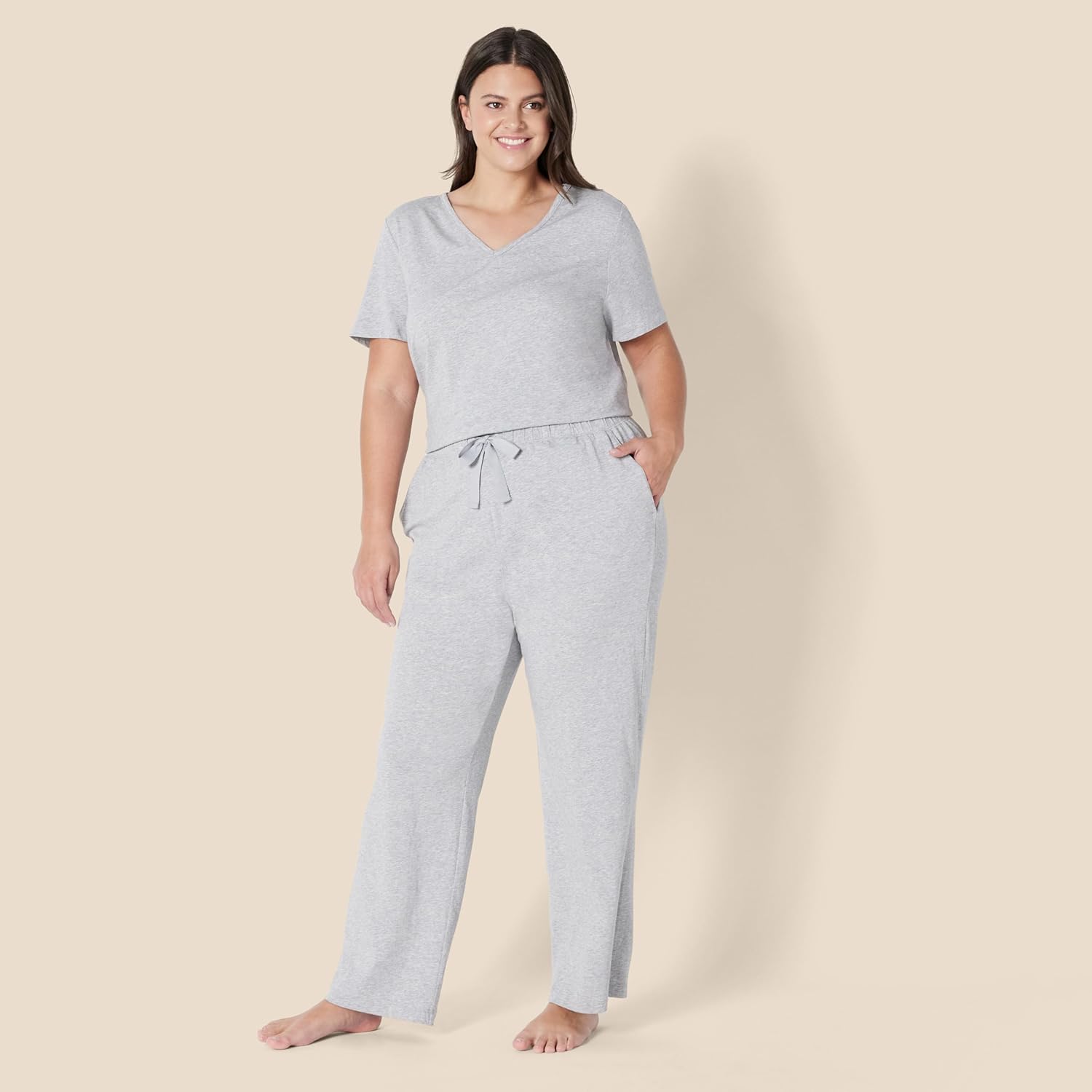 Thumbnail 5 de Amazon Essentials women’s soft cotton-modal pyjama set with short-sleeve T-shirt and relaxed trousers