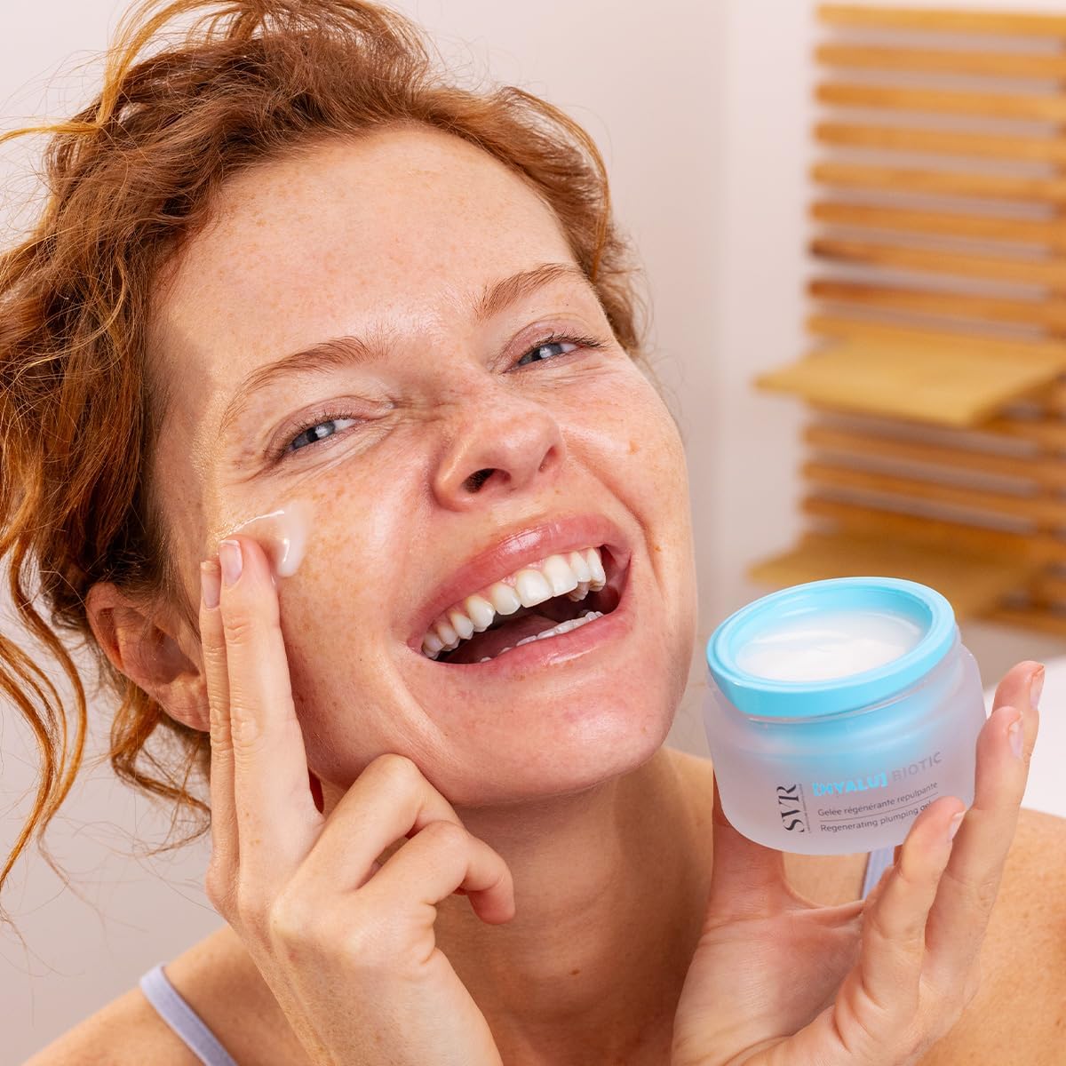 Thumbnail 2 de SVR [HYALU] Biotic Recharge Plumping Jelly, 50 ml with Hyaluronic Acid