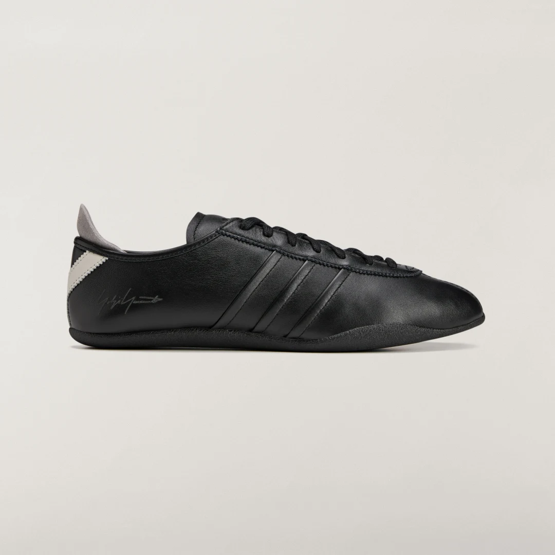 Detalle de Zapatilla Y-3 TOKYO en negro de Adidas: guía de compra