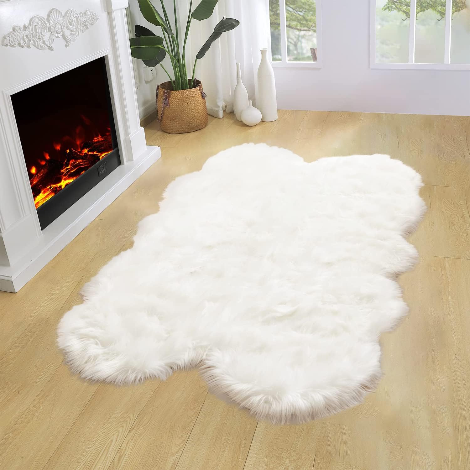 Thumbnail 3 de Latepis 4x6 White Faux Fur Rug