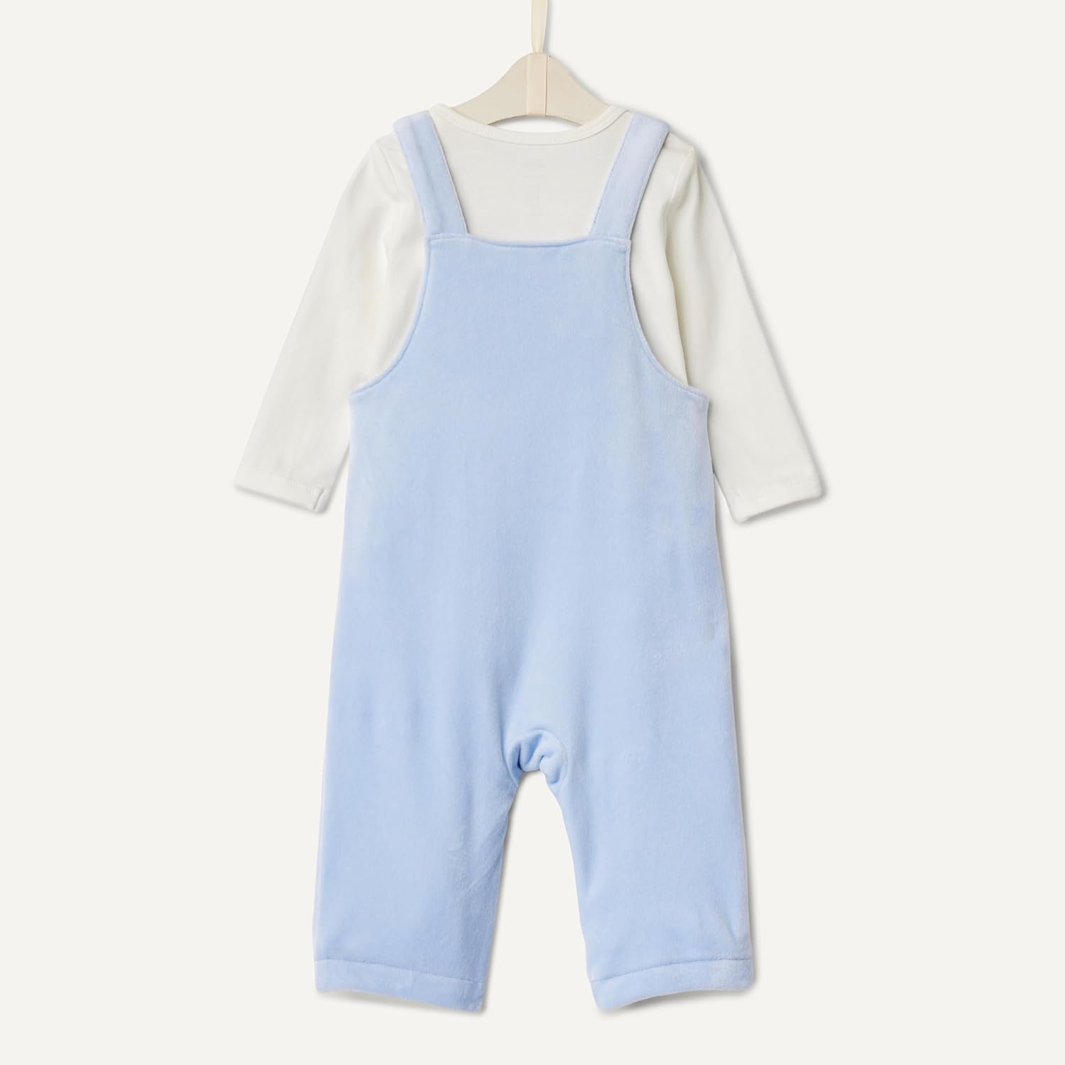 Detalle de Amazon Essentials x Sofia Grainge Unisex Babies' Velour Overall and Long Sleeve Bodysuit Set