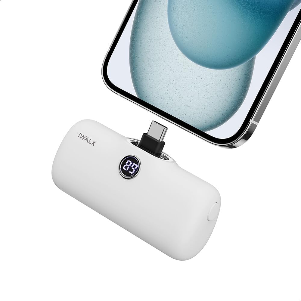 Detalle de iWALK USB-C Portable Charger 4800mAh 20W – Compact Power Bank with LED Display