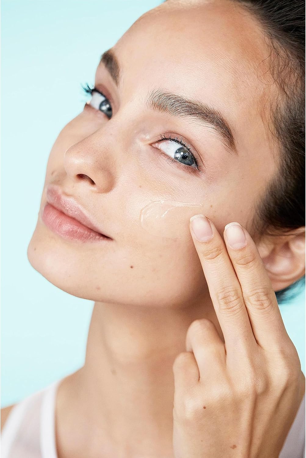 Detalle 2 de L'Oréal Paris Hydra Genius Aloe Water Feuchtigkeitsfluid – 70 ml für normale bis trockene Haut