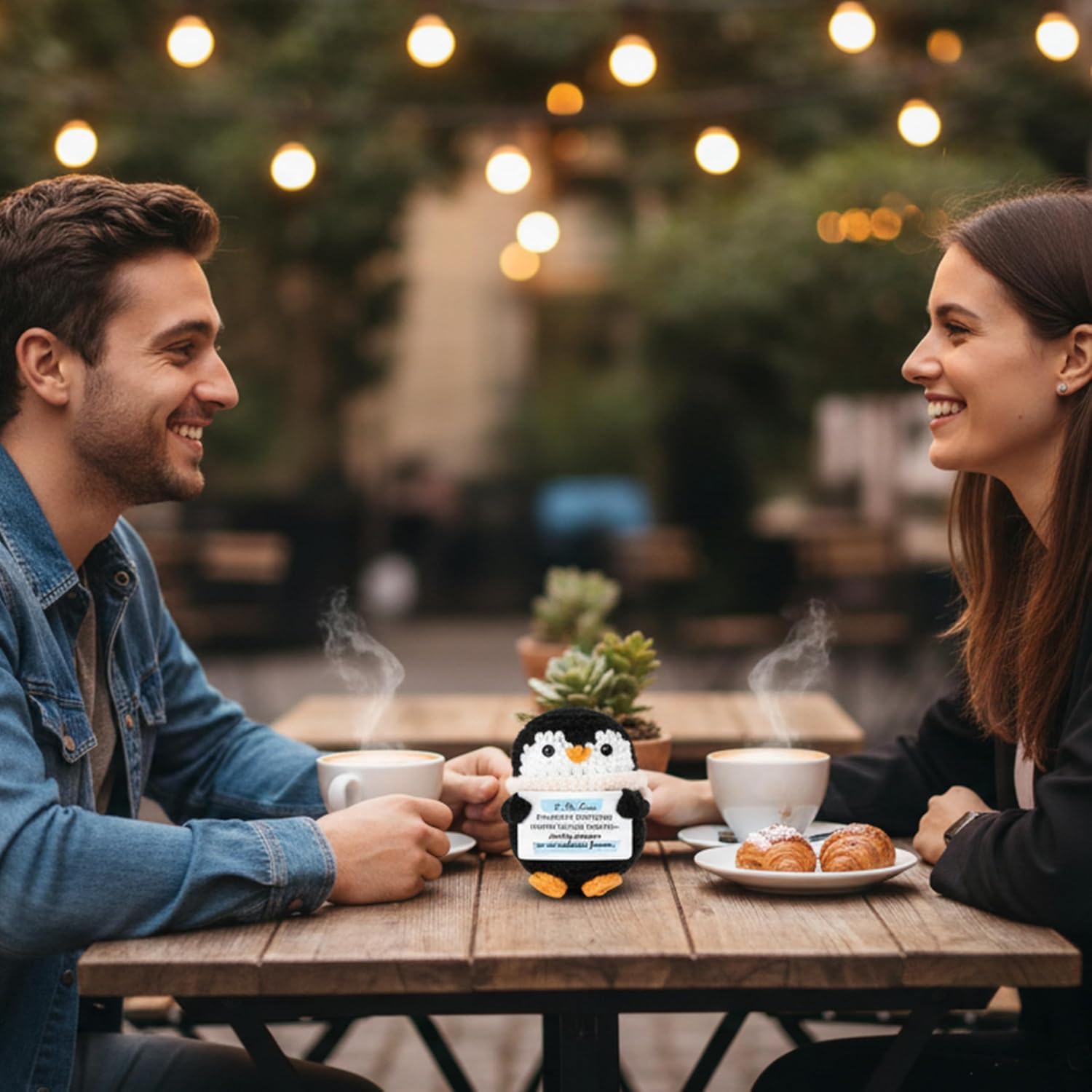 Detalle de HONZEE I Love You Penguin plush gift for couples