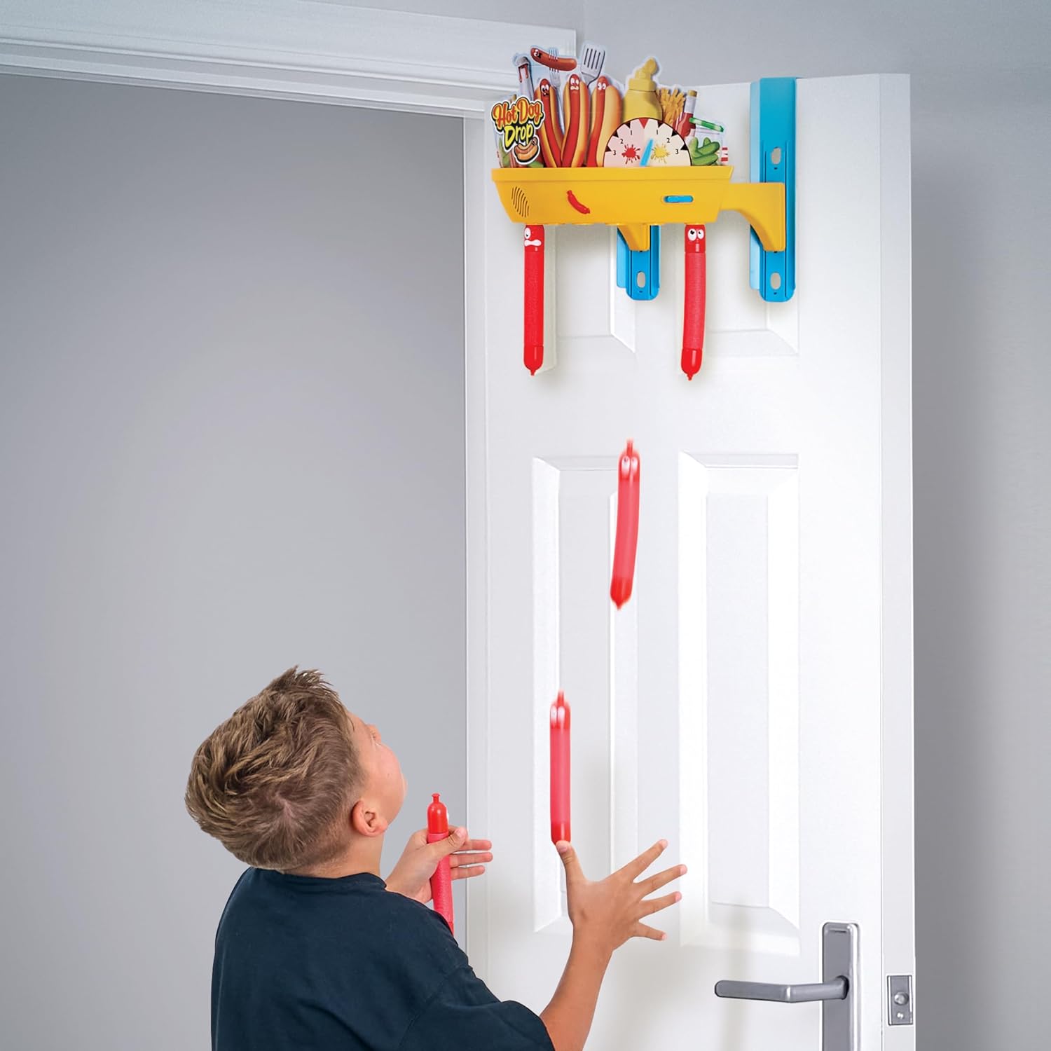 Thumbnail 3 de Hot Dog Drop electronic baton drop reaction game with sound effects (for ages 5+)