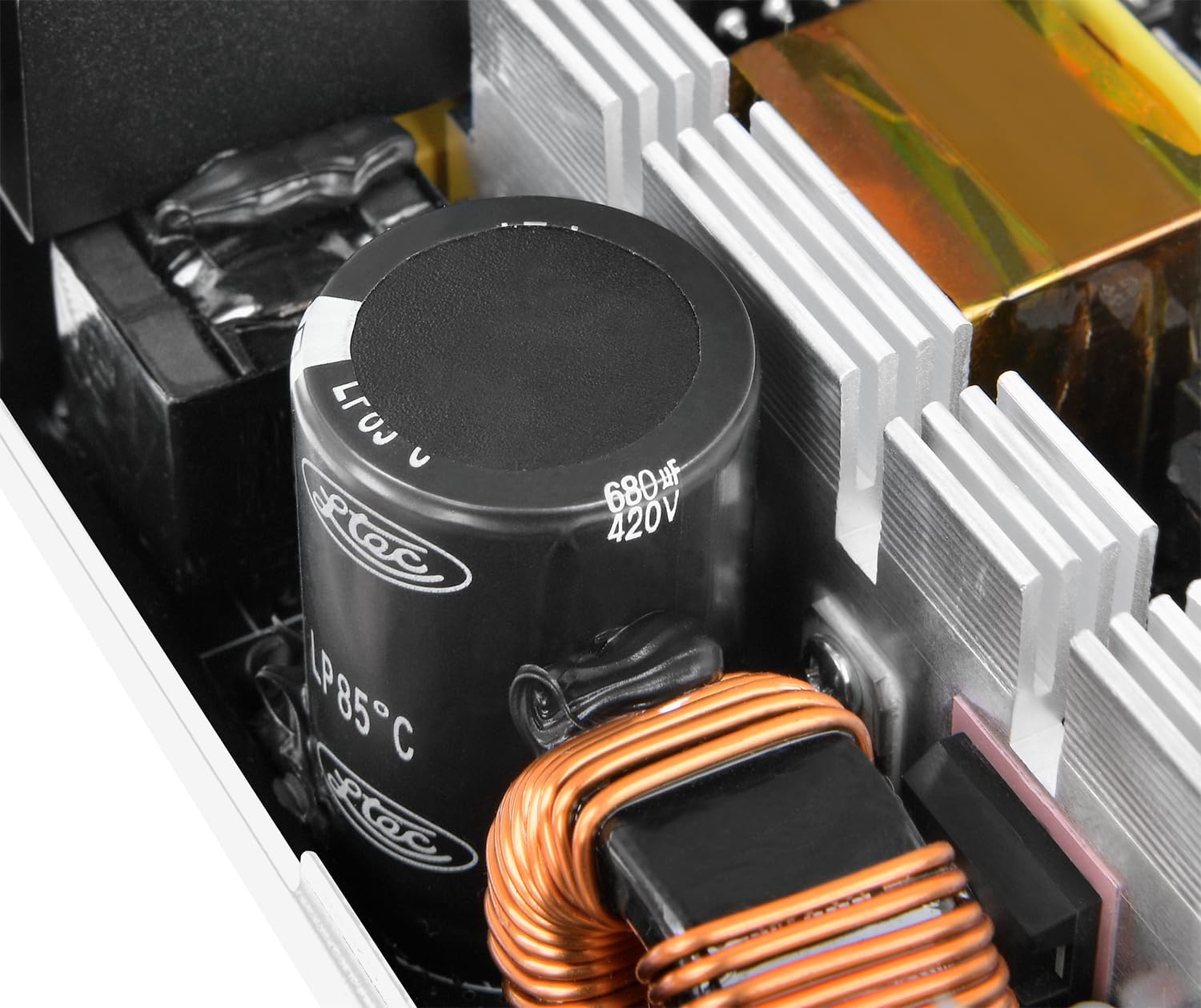 Thumbnail 6 de Thermaltake Toughpower GT 850W: alimentazione ATX 3.1 PCIe 5.1, modulare e silenziosa (Snow)