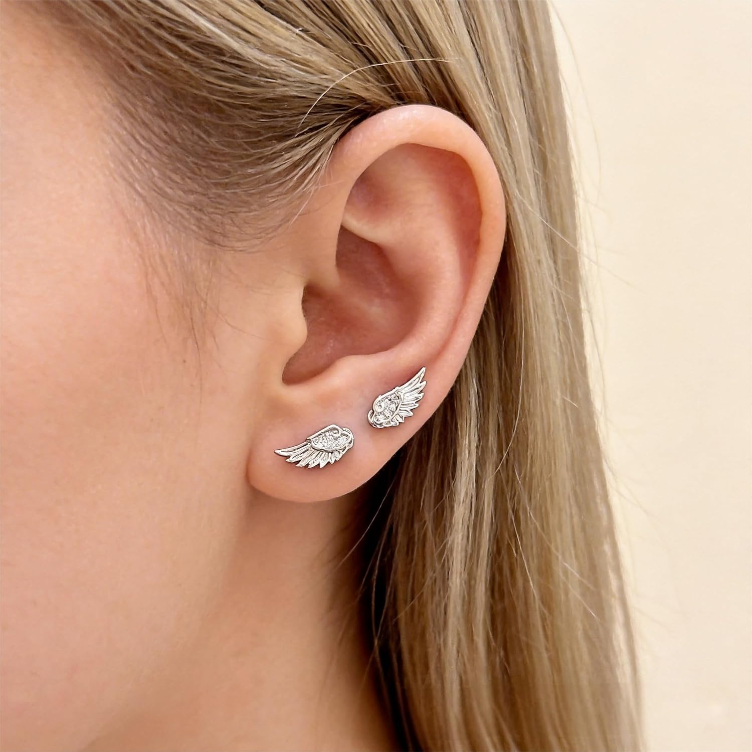 Detalle de Angel Wing Stud Earrings in Stainless Steel