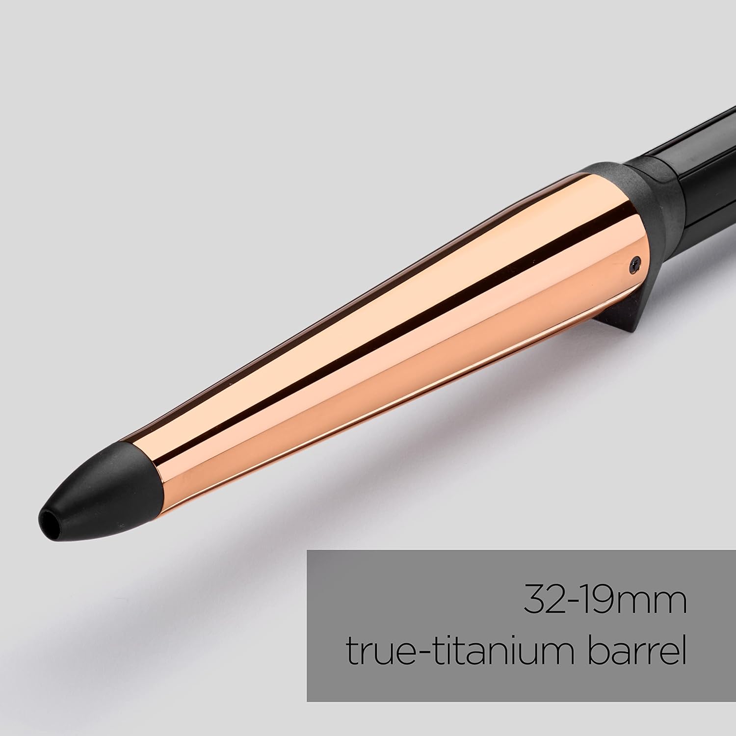 Detalle de BaByliss Titanium Brilliance Conical Curling Wand 32–19mm – Professional Hair Curler for Soft Waves