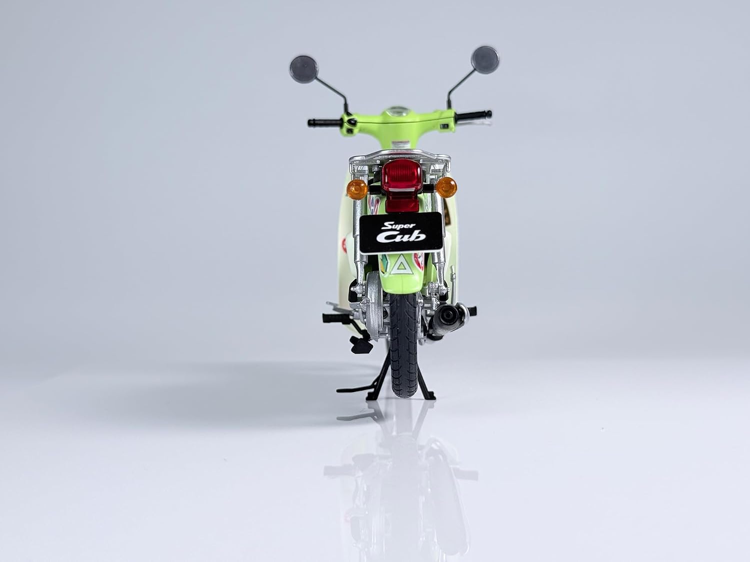 Detalle de ピーエムオフィスエー PP271 1/12 ホンダ スーパーカブ ずんだもんEdition プラモデル