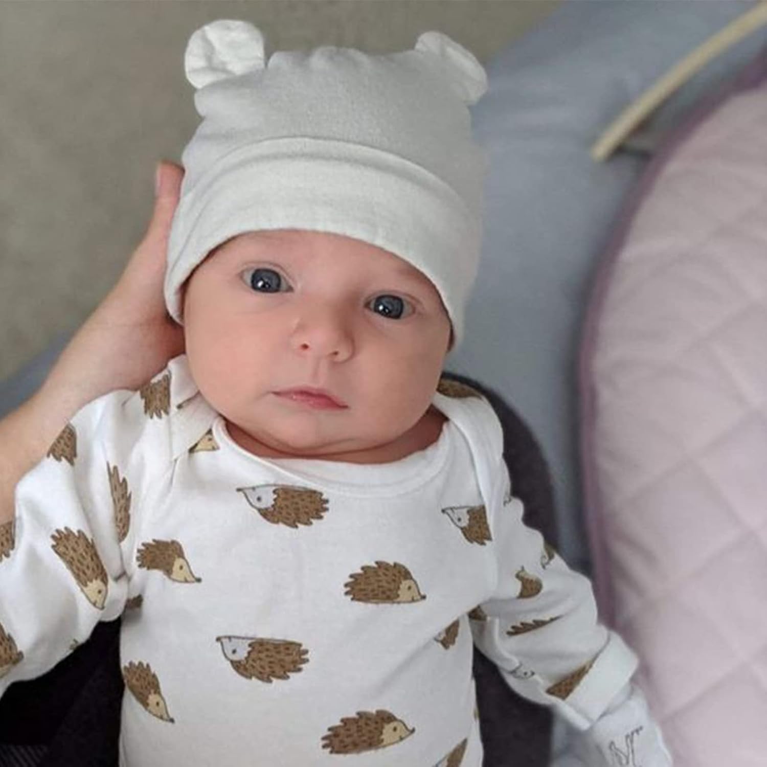 Thumbnail 2 de DRESHOW Newborn Baby Hats Mittens Set with Bear Ears – 0-6 Months