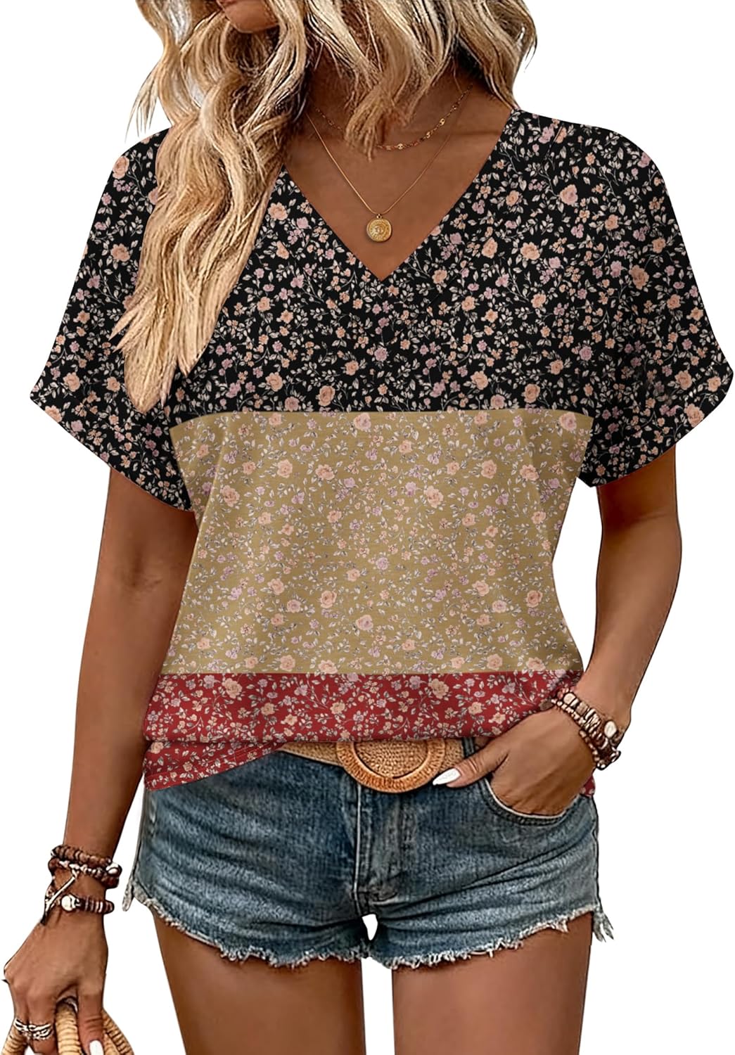 Thumbnail 1 de Zeagoo Women’s Summer Tops Rolled Short Sleeve V-Neck Shirts (Floral Print or Solid)