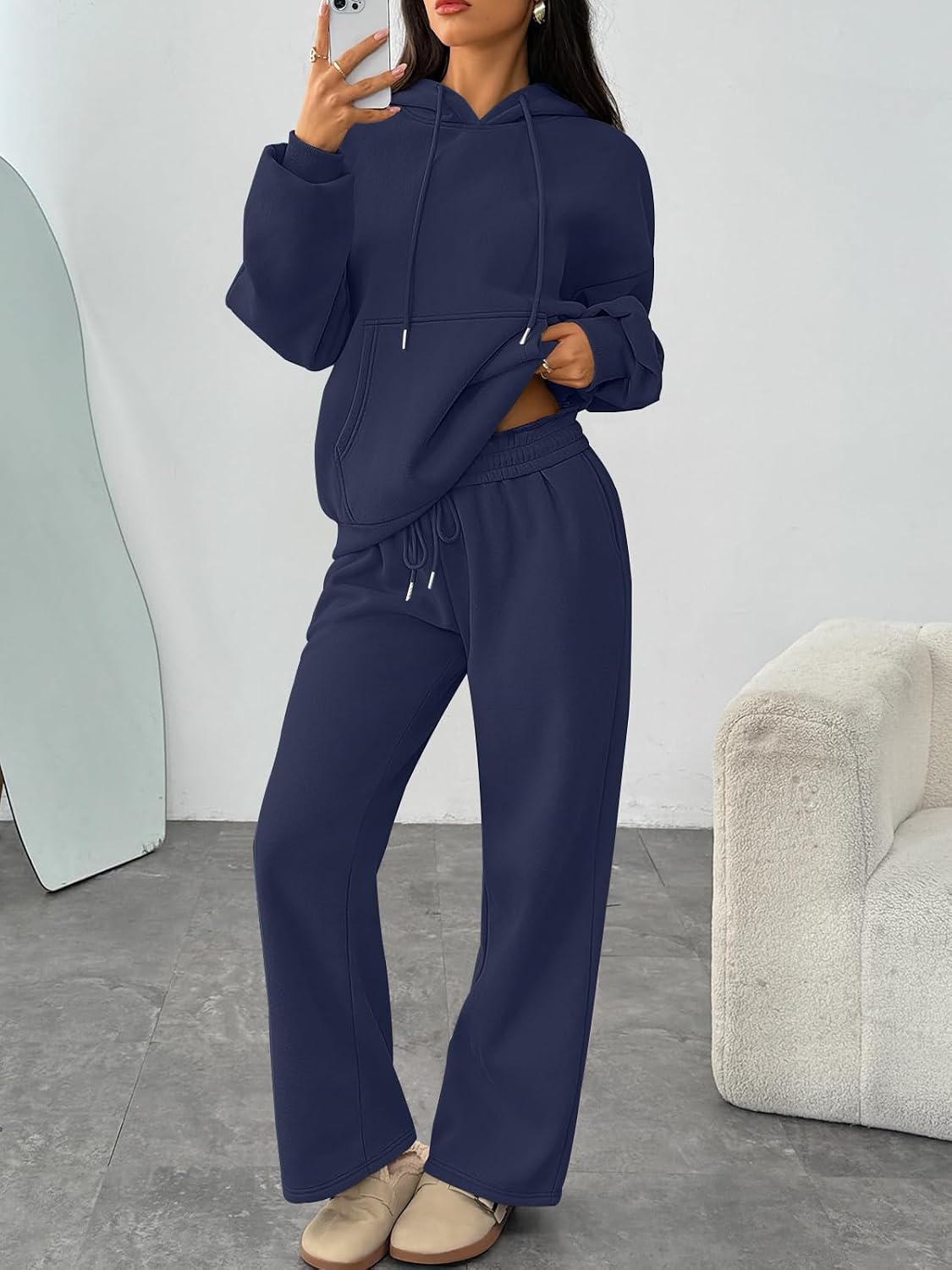 Detalle de Trendy Queen Women's Lounge Set in Cotton-Blend Fleece