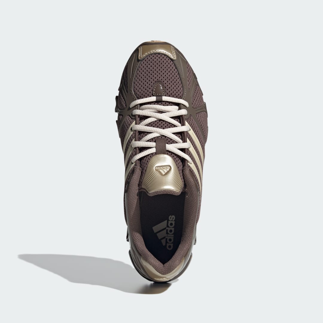 Detalle de Zapatilla Mega Ghostride de Adidas — Marrón