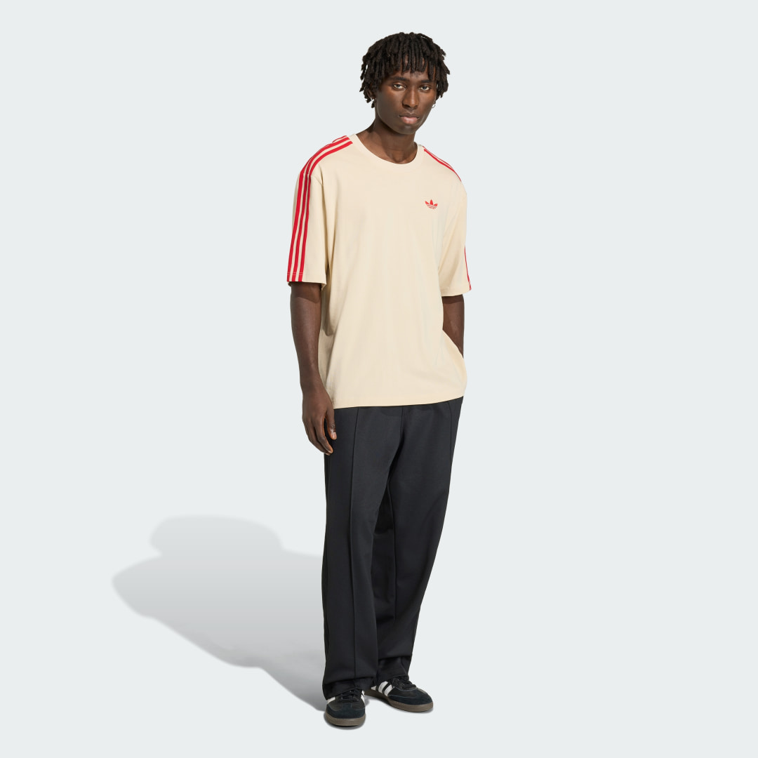 Thumbnail 2 de Camiseta Oversize con 3 Bandas Adicolor de Adidas en Beige