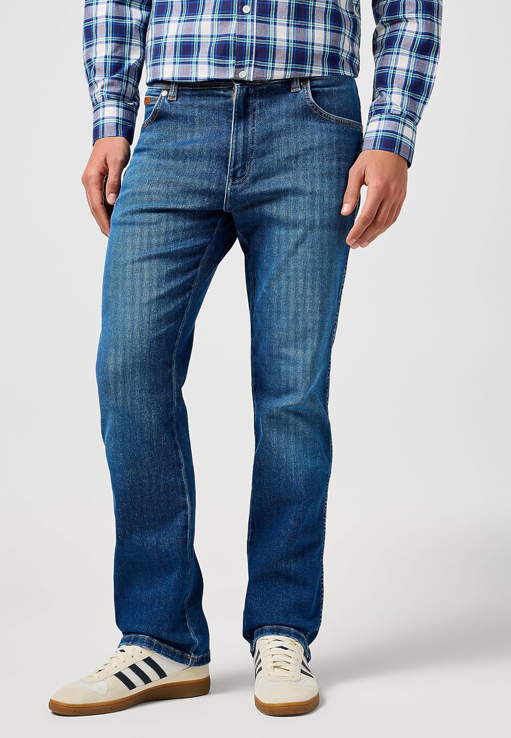 Detalle 2 de Wrangler Texas Jeans Verdant Tone en coton avec stretch moyen (36W x 30L) pour homme