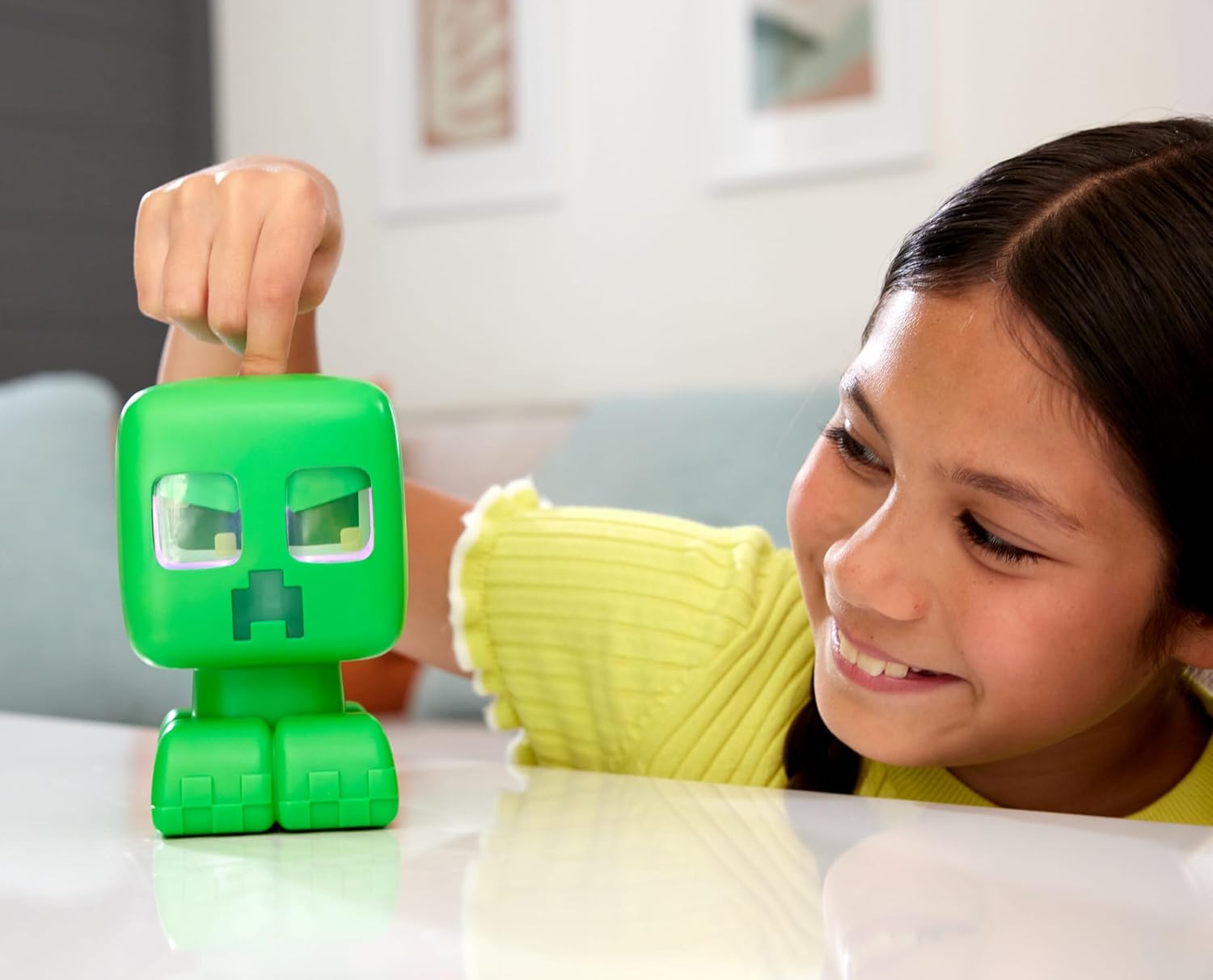 Detalle 2 de Figurine Mattel Creeper 14 cm ⚡