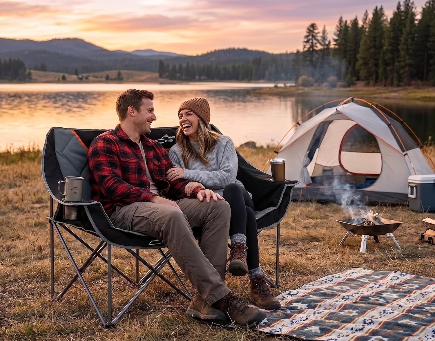 Detalle 2 de Oversized camping chair supports 650 lbs