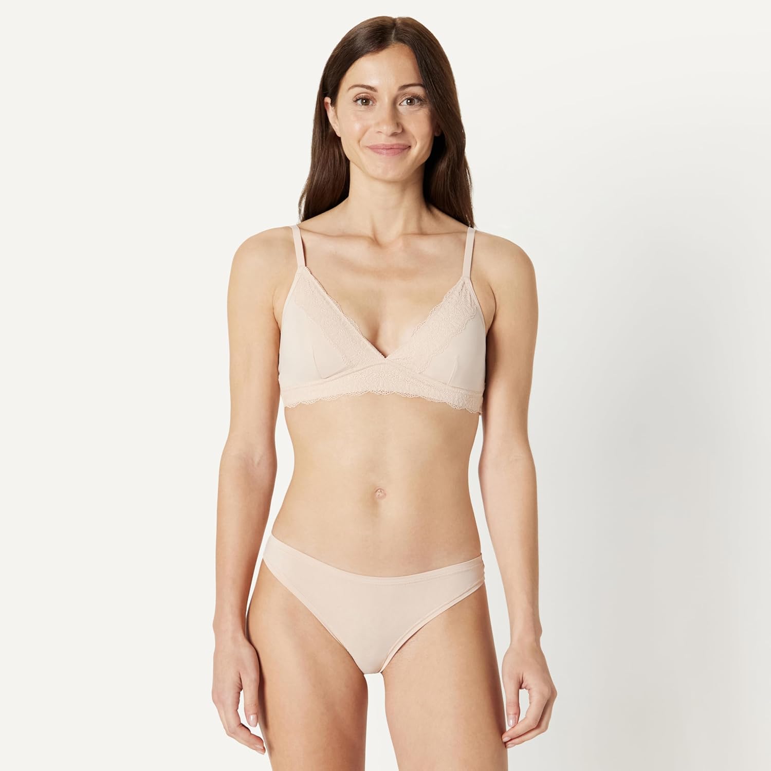 Thumbnail 3 de Amazon Essentials Women’s Peached Microfibre Thong
