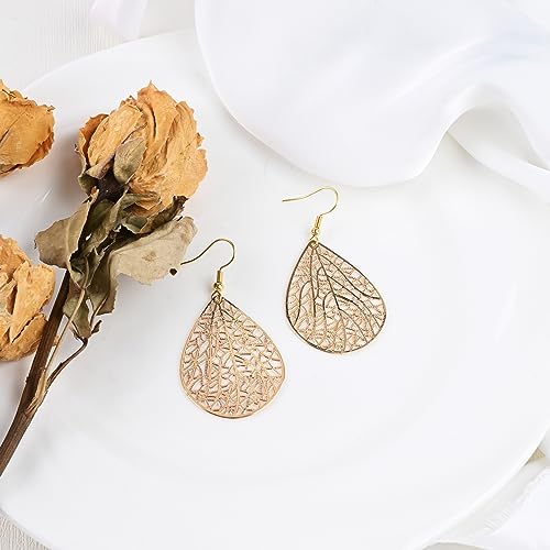 Detalle 2 de Weviway 14K Gold Plated Teardrop Dangle Earrings – Handmade Leaf Design