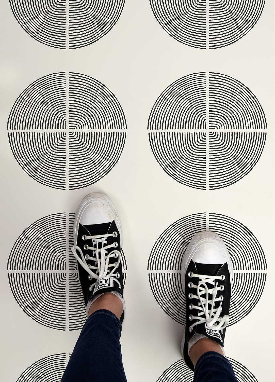 Detalle de FloorPops Luminary Peel & Stick Floor Tiles (12 x 12 in, 10 tiles per pack)