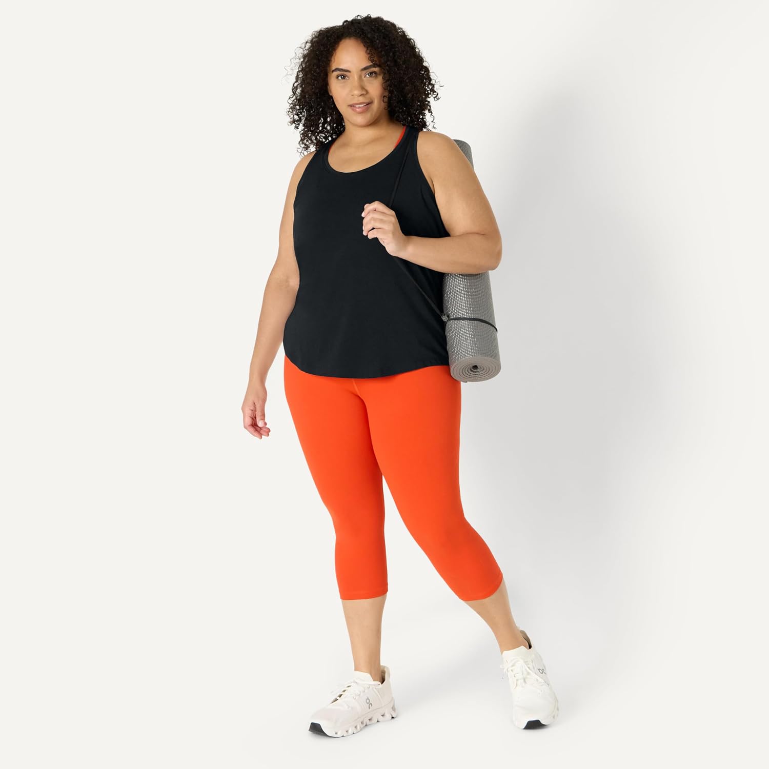 Thumbnail 6 de Amazon Essentials Women's Active Soft Cotton Modal Tank Top (Relaxed Fit, Racerback)