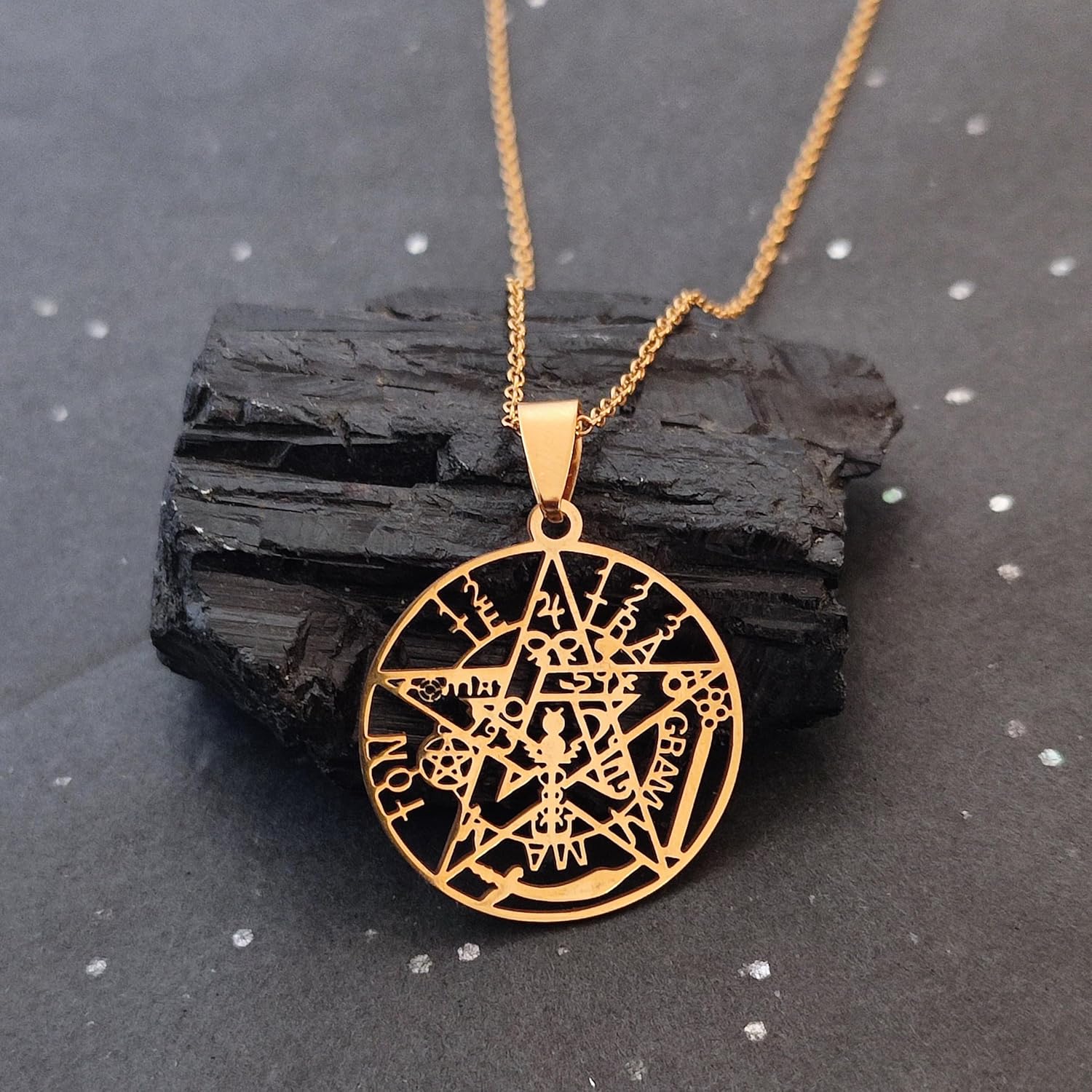 Thumbnail 3 de Simboliks Colgante Tetragrammaton en Acero Inoxidable