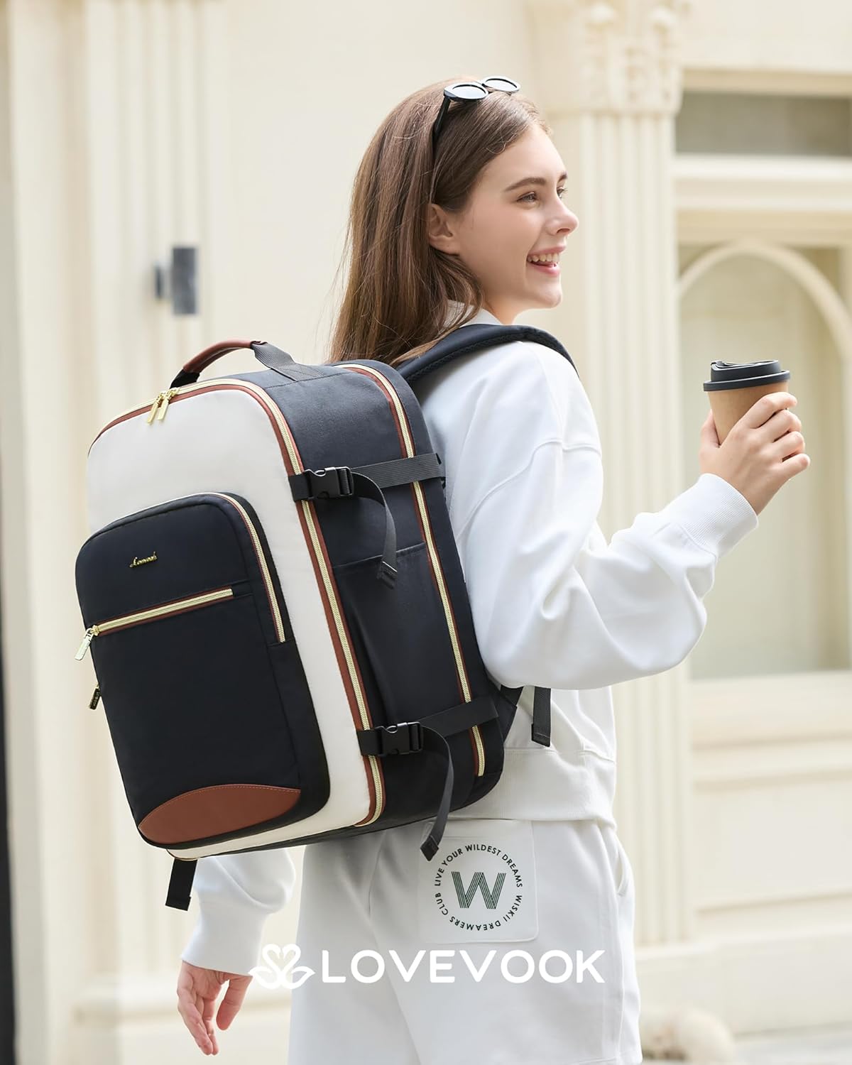 Detalle de LOVEVOOK 40L Travel Backpack for Women & Men — Airline-Approved Carry-On with 3 Packing Cubes