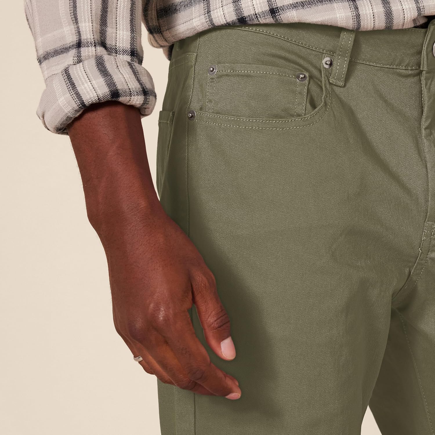 Detalle de Amazon Essentials Men's 5-Pocket Stretch Twill Pants