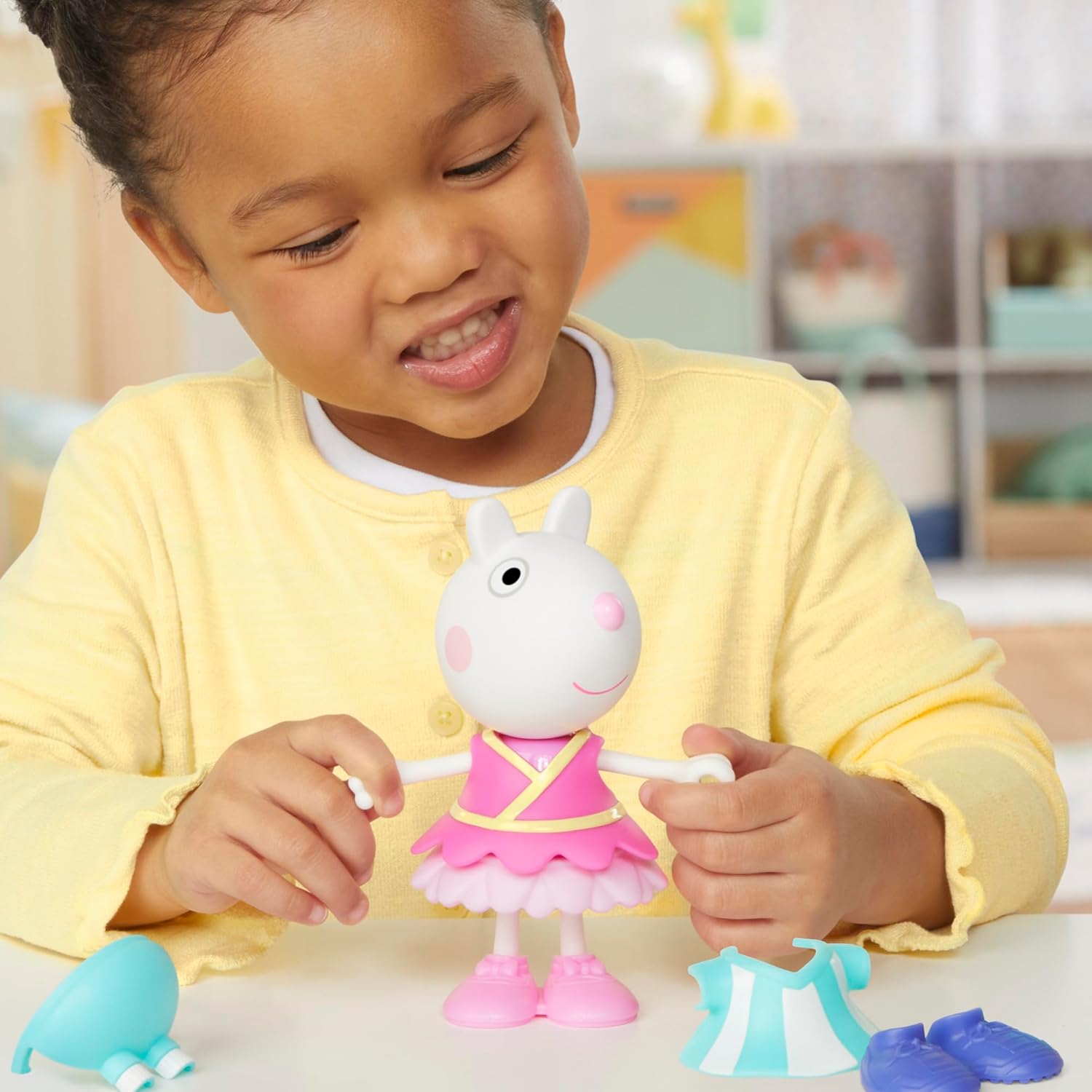 Detalle de Peppa Pig Suzy Sheep Dress Up
