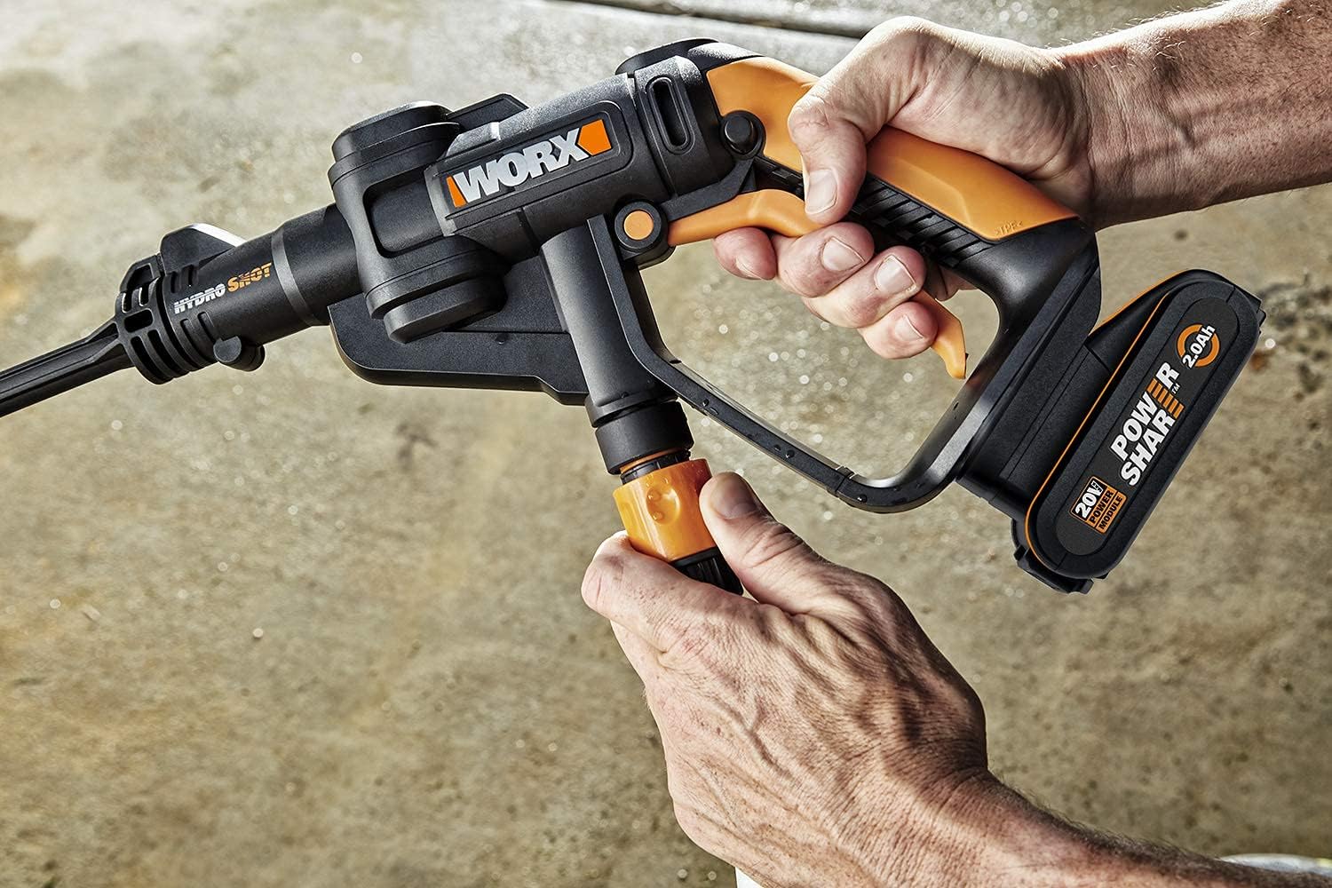 Detalle de WORX Hydroshot WG620E.6 20V Cordless Pressure Washer (22 Bar, 120 L/H) with 2.0 Ah Battery