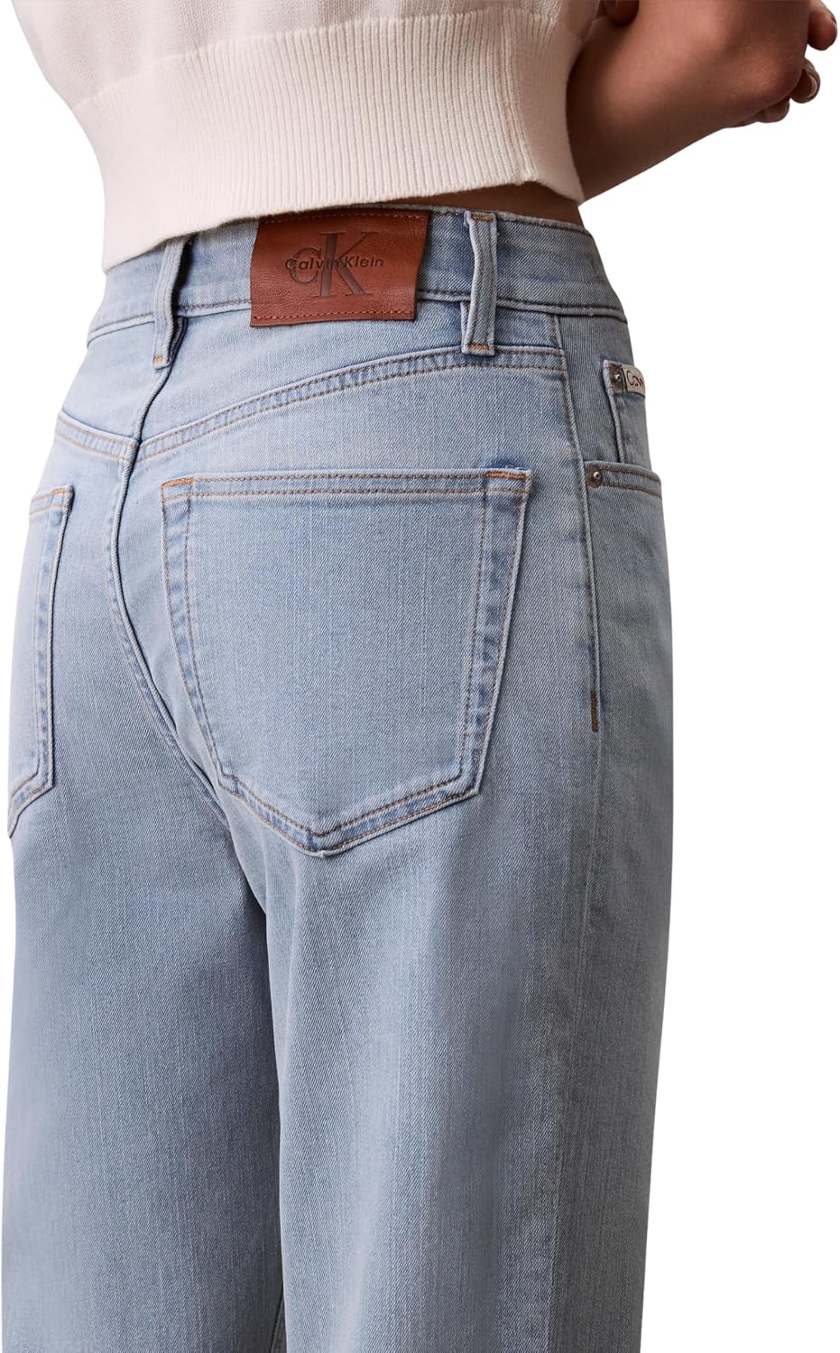 Detalle de Calvin Klein EU High Rise Straight Blue Rain – Jeans Donna