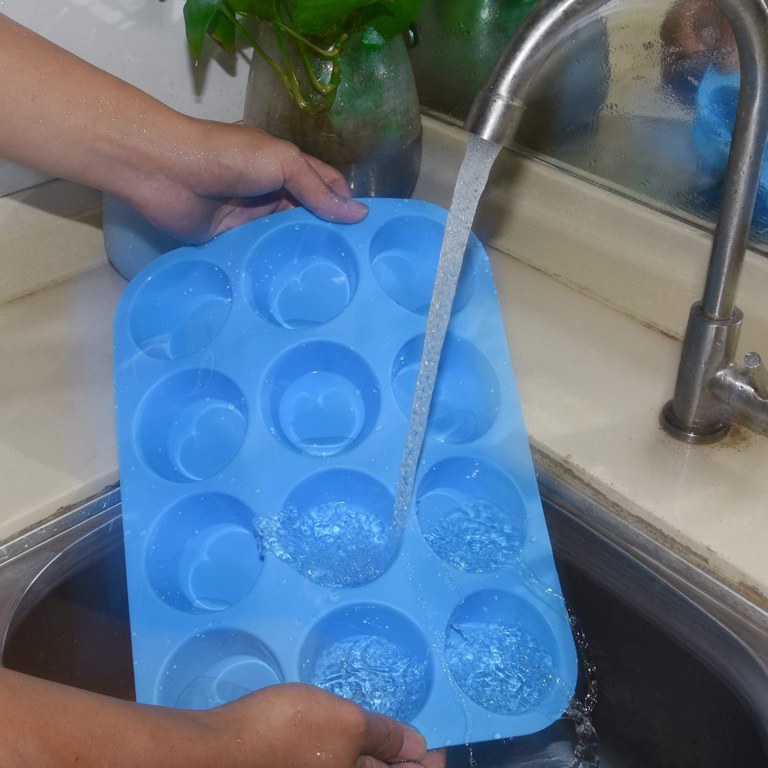 Detalle de Bangp 2-Pack Silicone Muffin Pan Set – 12 Regular + 24 Mini, BPA Free, Non‑Stick, with Spatula & Oil Brush