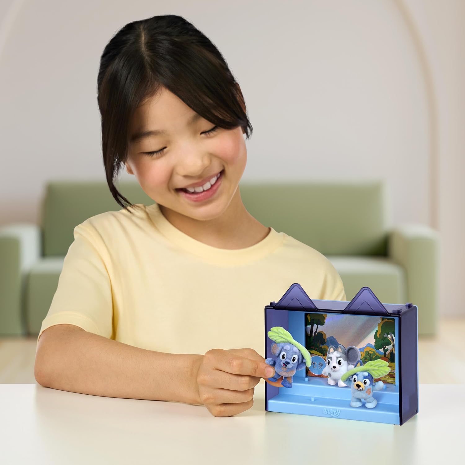 Detalle de Bluey 19288 Fuzzies Tents Follow-up Set with Three Flocked Mini Figures