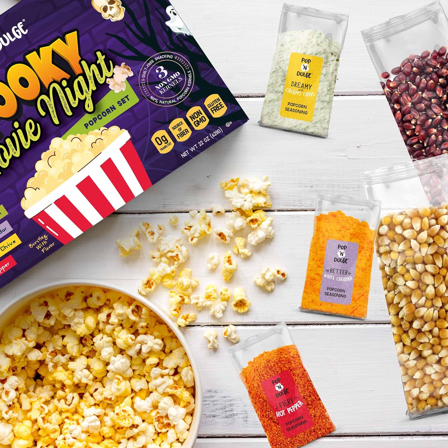 Detalle de Pop 'N Dulge Halloween Popcorn Gift Set with 3 Kernel Colors and 5 Seasonings