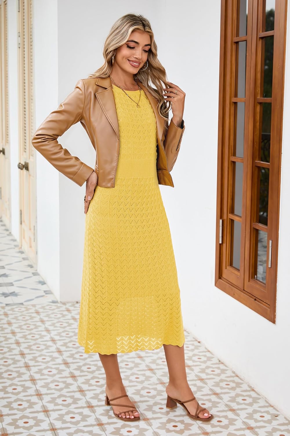 Detalle 2 de Newshows Sweater Dress in Knit Fabric