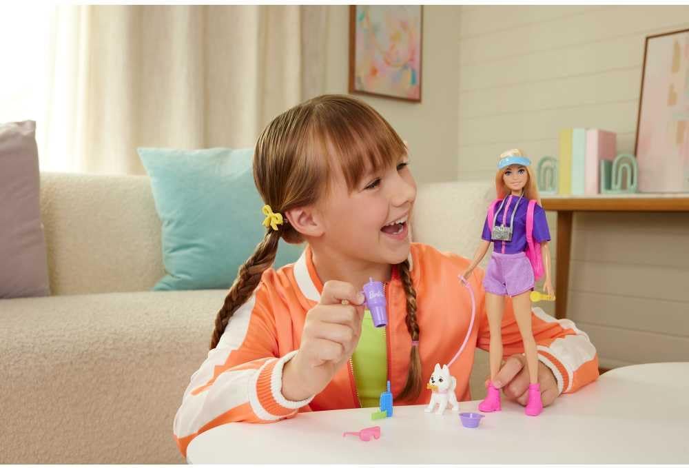 Thumbnail 1 de Barbie Malibu Aventures en Plein Air 10 accessoires