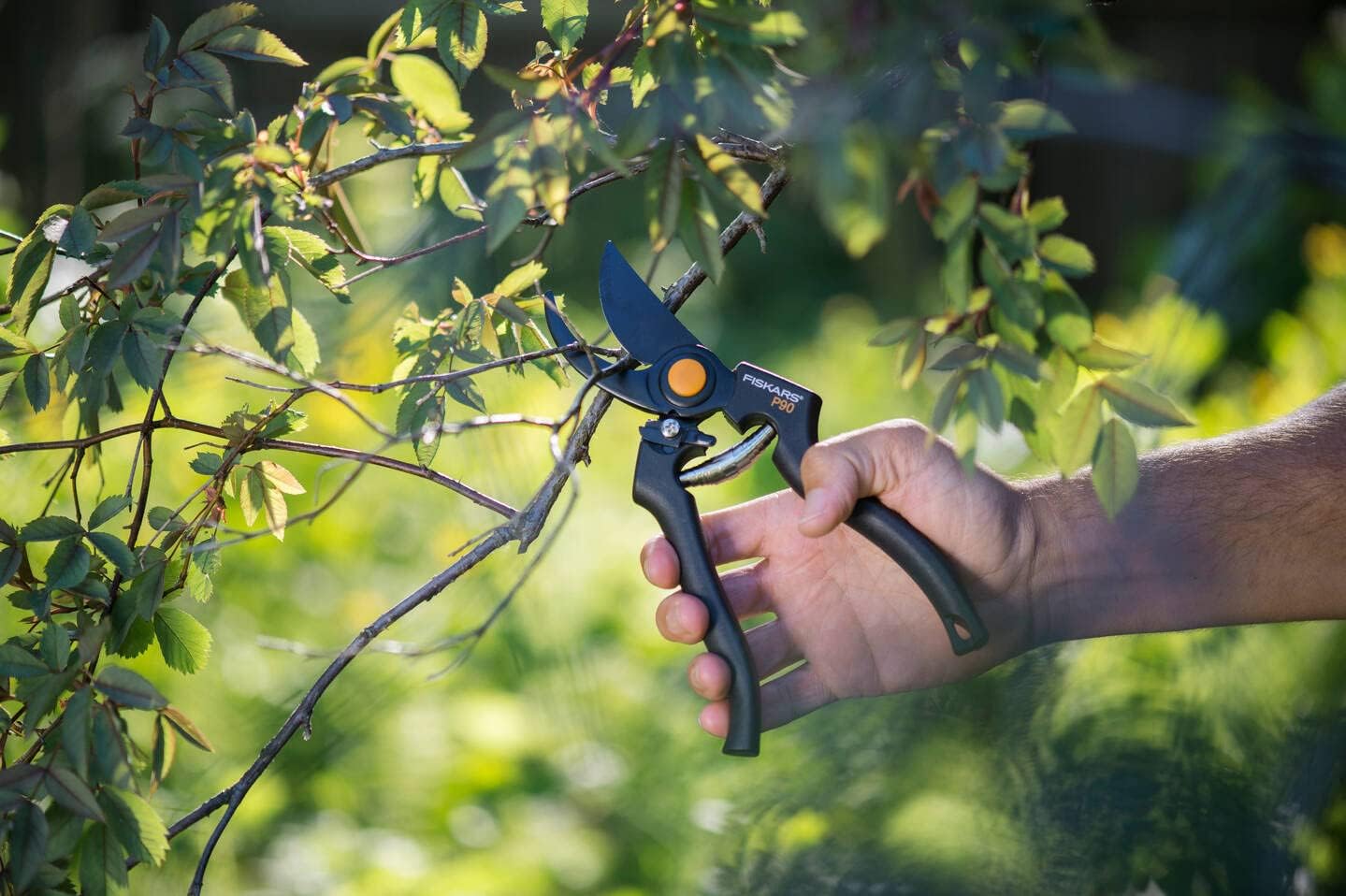 Thumbnail 10 de Fiskars P90 Tijeras de podar Bypass 🌿 Corte preciso y fácil