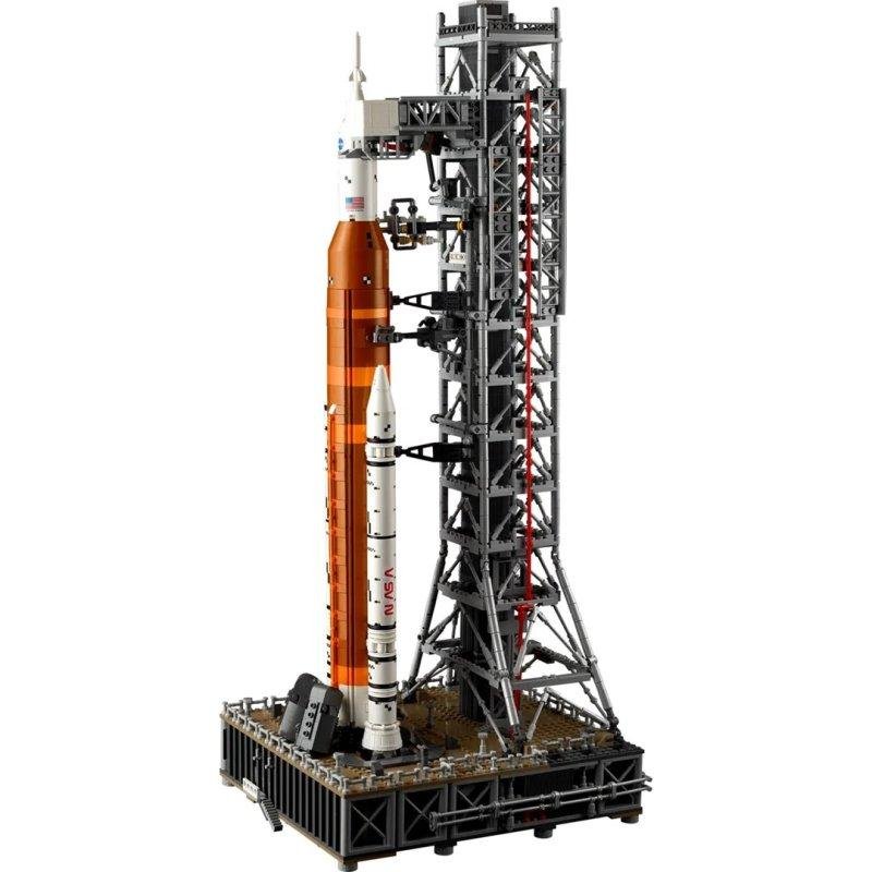 Detalle de Lego Cohete Artemis SLS 3601 piezas