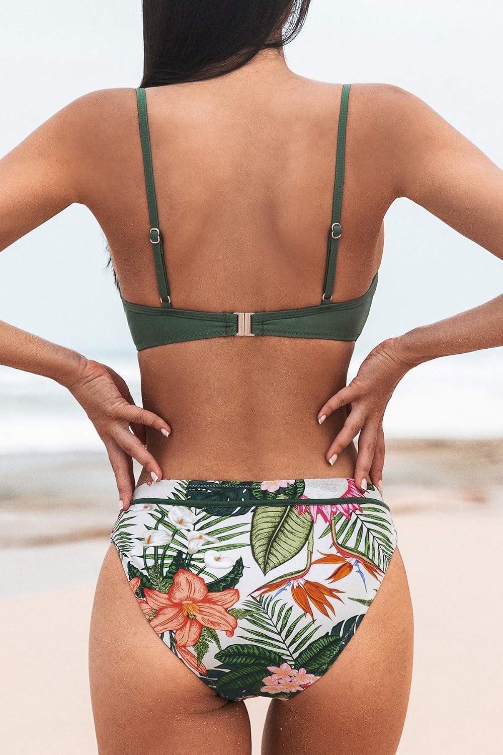 Detalle de CUPSHE bikini noué à fleurs pour femme