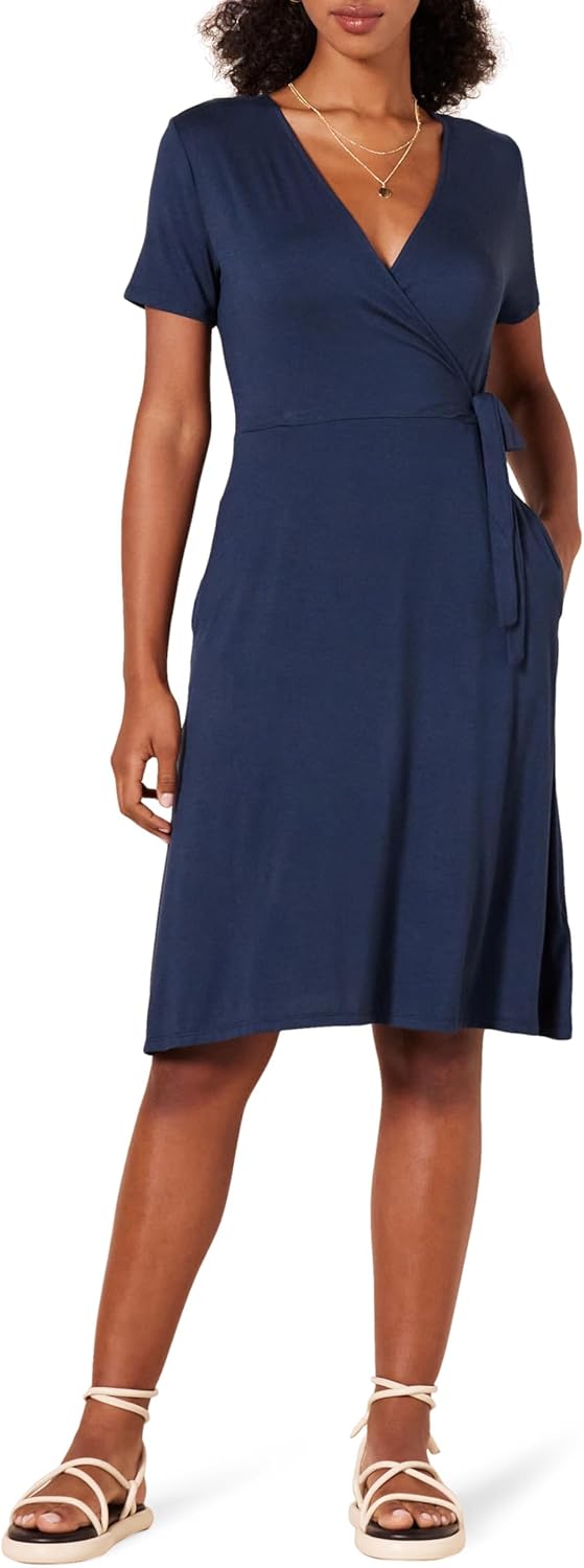 Thumbnail 6 de Amazon Essentials Women’s Short-Sleeved Polka Dot Faux-Wrap Dress