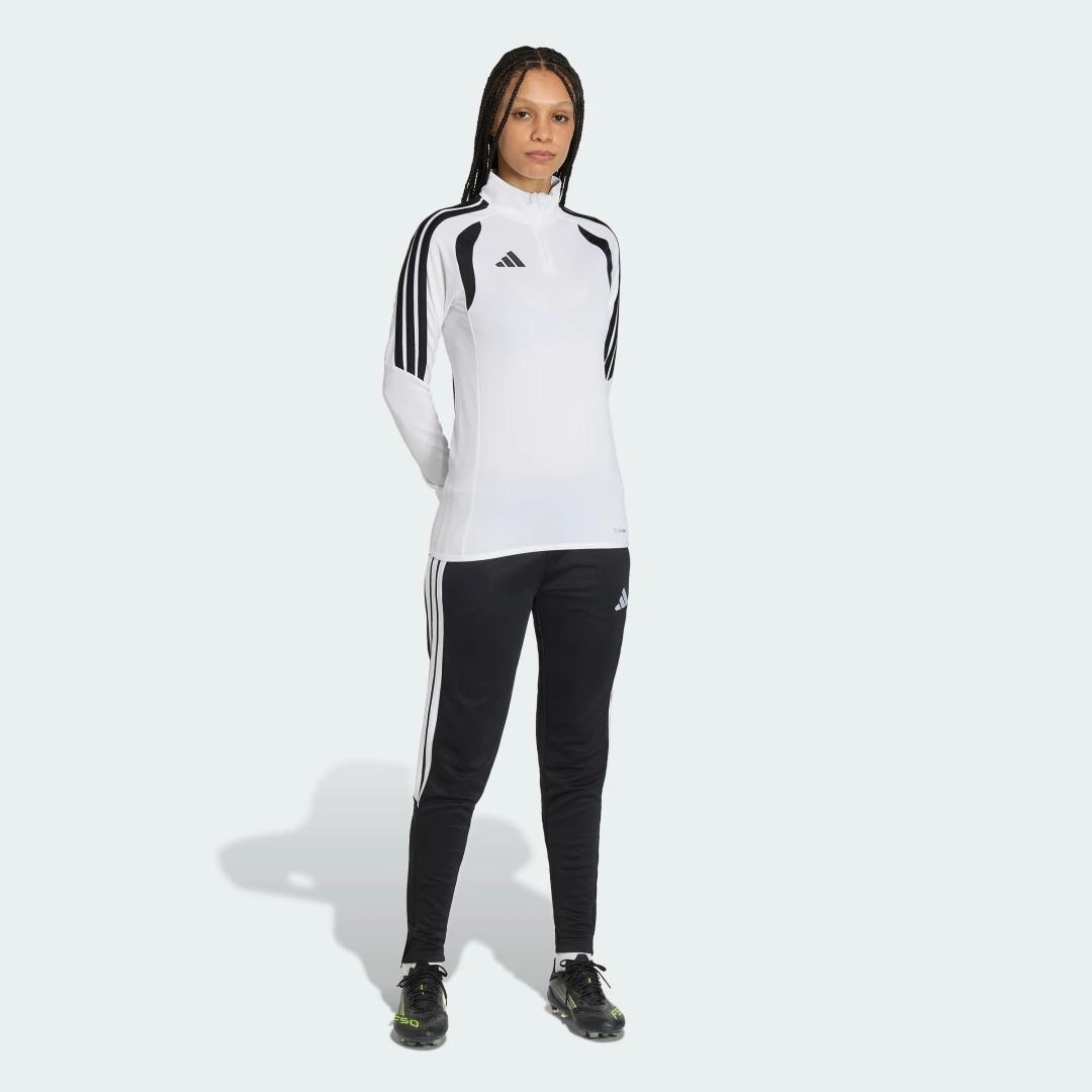 Detalle de Adidas Tiro26 League, camiseta de entrenamiento de manga larga blanca
